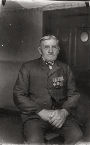 Lot 4299, Auction  113, Sander, August, War veteran