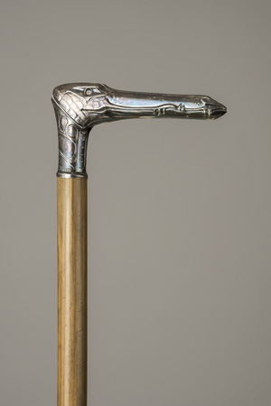 Lot 2319, Auction  119, Damenstock, Spazierstock für eine Dame mitSilberblechgriff (Krokofilkopf)