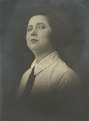 Lot 4324, Auction  119, Waldoff, Claire, Portrait of Claire Waldoff