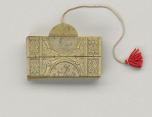 Lot 519, Auction  120, Singalesisches Erotikum, Doppelwandige, mehrfach durchbrochenes Leporello aus 22 Palmblatt-Segmenten 