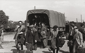 Lot 4302, Auction  122, World War II/Displaced Persons, Jewish Displaced Persons camps in Vienna or Salzburg