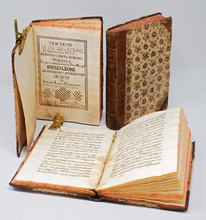 Lot 1074, Auction  125, Cuzzianti, Antonio Leon, Tractatus de incarnatione. 3 Bände. Rom 1783. - Die "Abhandlung von der Auferstehung" des Mechitaristenpaters Cuzzianti in einer sauberen Handschrift