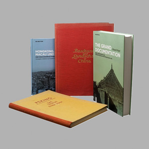 Lot 3466, Auction  125, Chinesische Fotografie, Konvolut von 4 Werken. Verschiedene Verlage 1926-2015