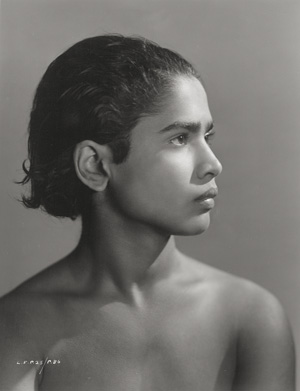 Los 4130 - Film Photography - The actor Sabu in his role as Prince Azim in the film The Drum - 0 - thumb